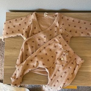 Quincy Mae Pointelle Wrap Top + Footed Pant Set: Blush Ditsy